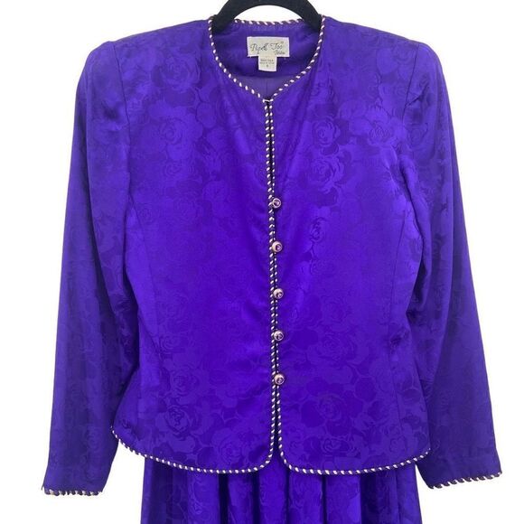 Papell Too Petites Vintage 100% Silk Jacket & Skirt Set Purple Size 6 - Picture 3 of 11